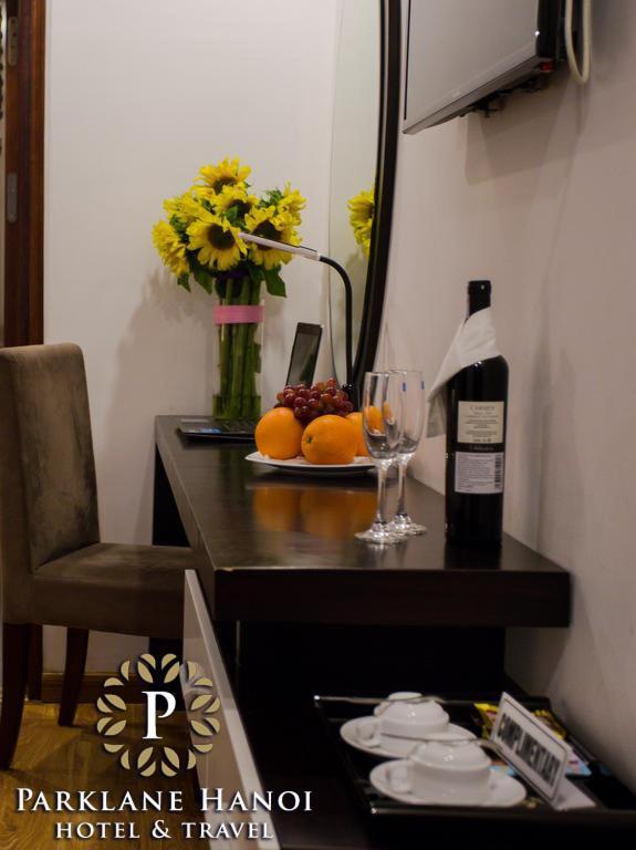 Khách sạn Parklane