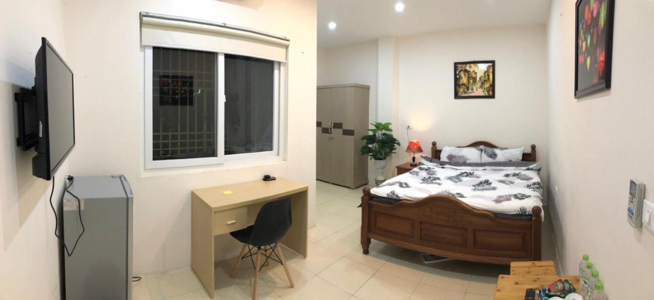 Khách sạn Parklane
